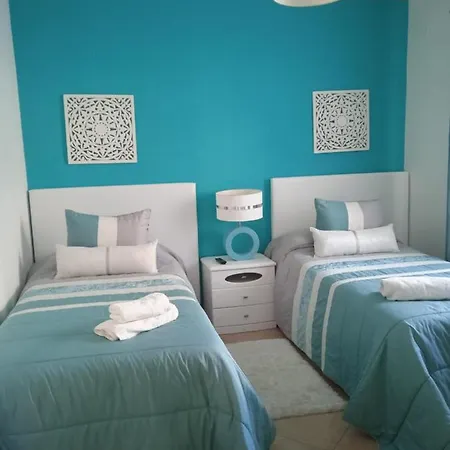 Orlanda Verissimo 纳扎雷